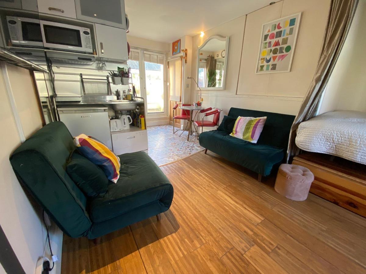 Little Brighton Beach Apartments - Also Separate Spa Cabin And Watersports Exterior foto